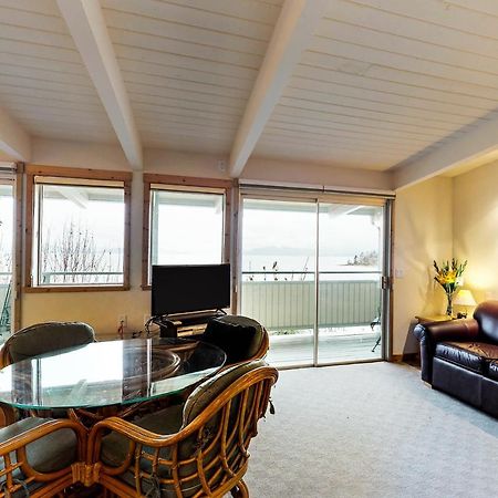 Many Springs Lakefront Condos Bigfork Exterior foto
