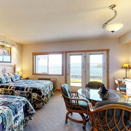 Many Springs Lakefront Condos Bigfork Quarto foto